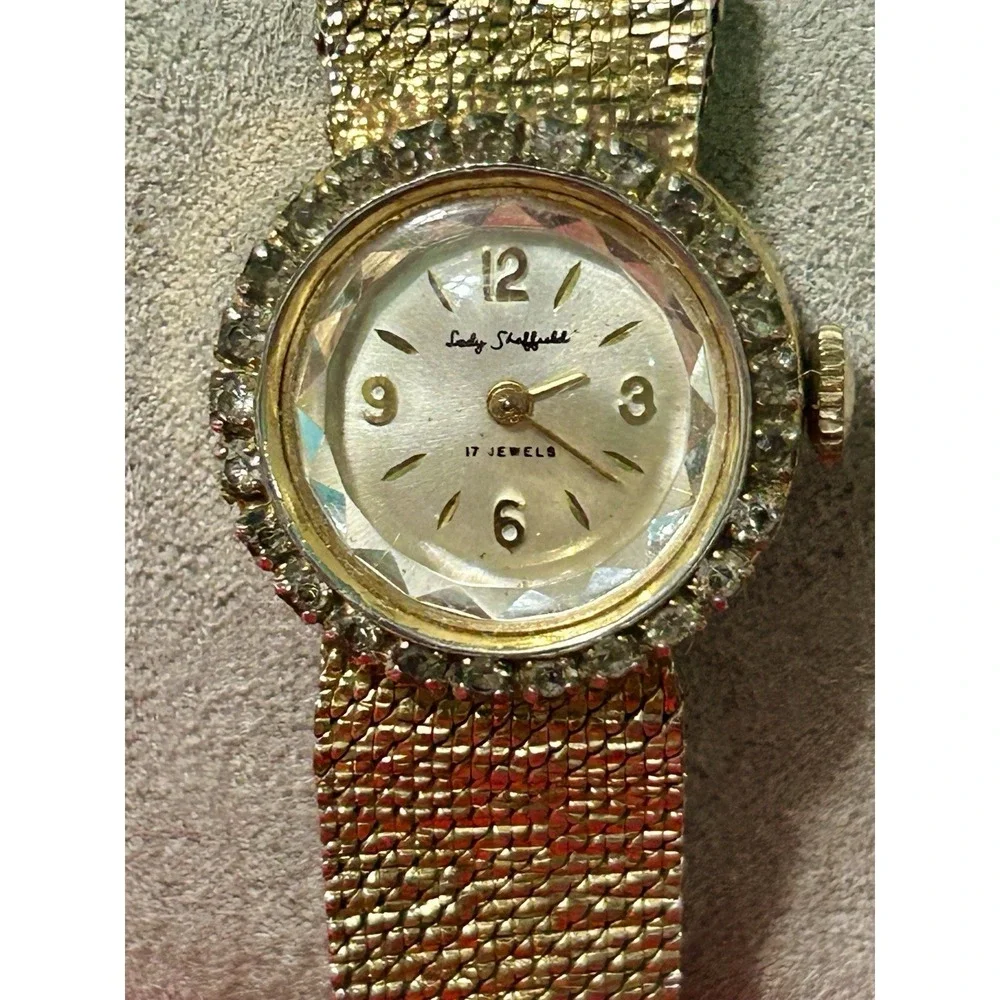 Vintage 1960 Lady Sheffield Women's Watch 17-Jewel Mechanical Hand Wind Gold Ton